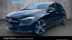 Nachtschwarz Gebraucht 2023 Mercedes B250 Progressive Van / Kleinbus | 39.990 € (Fairer Preis)