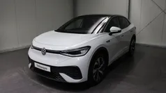 Weiß (gletscherweiß metallic .../weiß) Gebraucht 2023 VW ID.5 Pro Performance SUV | 31.990 € (Superpreis)