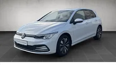 Weiß Gebraucht 2023 VW Golf VIII Move Kleinwagen | 26.990 € (Fairer Preis)