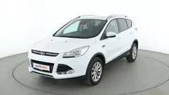 Weiß Gebraucht 2016 Ford Kuga Titanium SUV | 14.490 € (Fairer Preis)