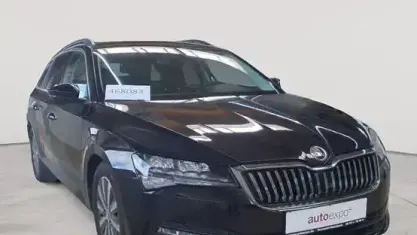 Gebraucht Skoda Superb Ambition 200 PS (147 kW) 2021 Blackmagic perleffekt Kombi
