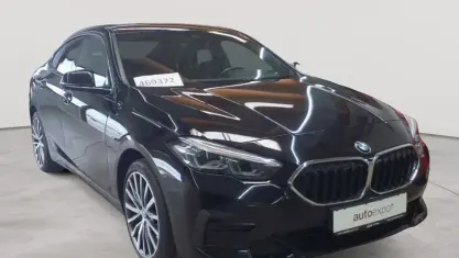 Gebraucht BMW 220 Sport Line 190 PS (139 kW) 2021 Schwarz uni Coupé