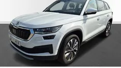 Weiss Gebraucht 2023 Skoda Kodiaq Tour SUV | 37.744 € (Fairer Preis)