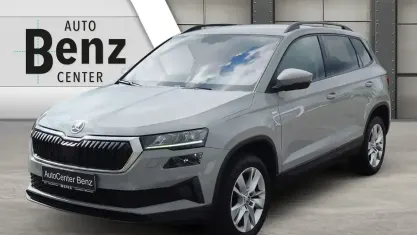 Gebraucht Skoda Karoq Tour 150 PS (110 kW) 2023 Grau SUV