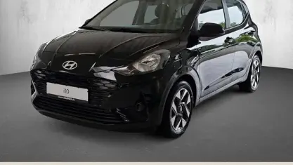 Gebraucht Hyundai i10 Trend 79 PS (58 kW) 2025 Blau Kleinwagen