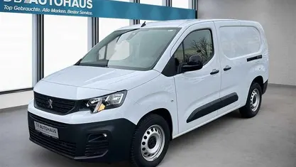 Gebraucht Peugeot Partner Premium 102 PS (75 kW) 2023 Van / Kleinbus