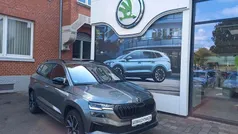 Grau Gebraucht 2024 Skoda Karoq SportLine SUV | 37.890 € (Fairer Preis)