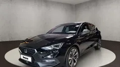 Midnight schwarz metallic Neu 2025 Seat Leon FR Limousine | 32.700 € (Fairer Preis)