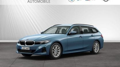 Gebraucht BMW 318 Comfort Edition 150 PS (110 kW) 2025 Arctic race blue metallic Kombi