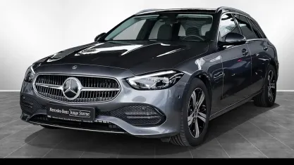 Gebraucht Mercedes C180 170 PS (125 kW) 2025 Metalliclack selenitgrau Kombi