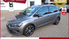 Grau Gebraucht 2016 VW Golf Sportsvan LOUNGE Van / Kleinbus | 12.964 € (Fairer Preis)