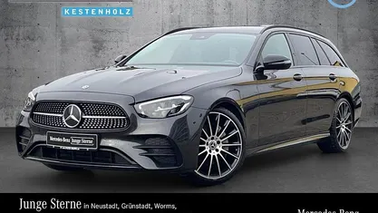 Grau Gebraucht 2023 Mercedes E200 AMG Kombi | 40.980 € (Fairer Preis)
