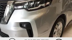 Grau Gebraucht 2024 Nissan Primastar Van / Kleinbus | 54.321 € (Fairer Preis)
