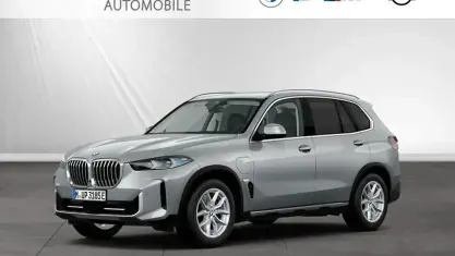 Gebraucht BMW X5 Sport Line 489 PS (359 kW) 2024 Skyscraper grau metallic SUV
