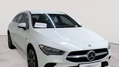 Polarweiß Gebraucht 2020 Mercedes CLA250e Shooting Brake Progressive Kombi | 22.690 € (Superpreis)