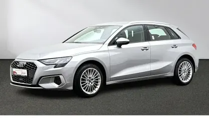 Używany Audi A3 Advanced 110 KM (80 kW) 2021 Srebrny Sedan/Limuzyna