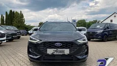 Schwarz(metallic) Gebraucht 2023 Ford Focus ST-Line Kombi | 25.890 € (Fairer Preis)