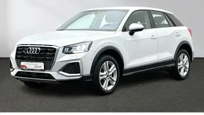 Gebraucht Audi Q2 Advanced Plus 190 PS (139 kW) 2023 Gletscherweiß metallic SUV