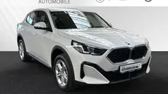 Mineralweiss metallic Gebraucht 2024 BMW X2 Efficient Dynamics SUV | 39.999 € (Superpreis)