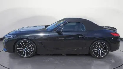 Gebraucht BMW Z4 M Sport 197 PS (144 kW) 2023 Schwarz Cabrio