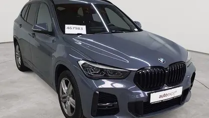 Gebraucht BMW X1 M Sport 192 PS (141 kW) 2021 Storm bay metallic SUV