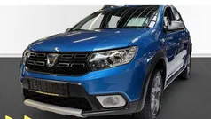 Blau Gebraucht 2020 Dacia Sandero Anniversary Limousine | 12.880 € (Fairer Preis)