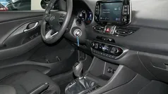 Dark knight Gebraucht 2022 Hyundai i30 Trend Limousine | 11.890 € (Fairer Preis)