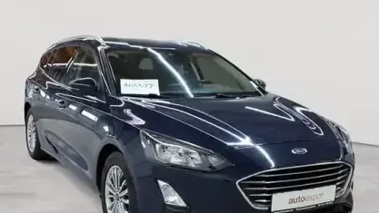 Usado Ford Focus Titanium 120 CV (88 kW) 2020 Azul Familiar