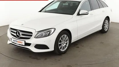 Gebraucht Mercedes C180 Avantgarde 156 PS (114 kW) 2016 Weiß Kombi
