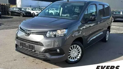 Gebraucht Toyota Proace Verso City 102 PS (75 kW) 2024 Grau metallic Kombi
