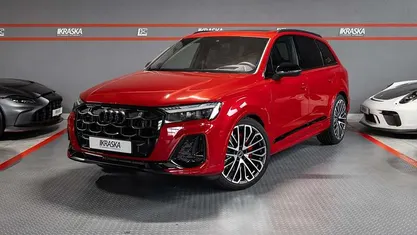 Neu Audi Q7 S-Line 286 PS (210 kW) 2025 Chilirot metallic SUV
