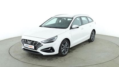Gebraucht Hyundai i30 Trend 160 PS (117 kW) 2022 Weiß Kombi