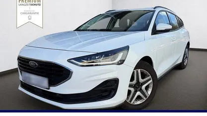 Gebraucht Ford Focus Cool & Connect 101 PS (74 kW) 2022 Weiss Limousine