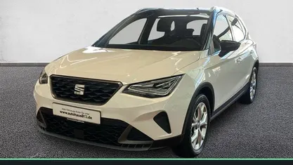 Begagnad Seat Arona FR-Line 110 HK (80 kW) 2023 Svart SUV