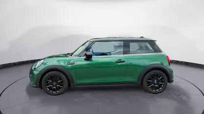 Gebraucht Mini Cooper Classic 136 PS (100 kW) 2023 Grün Kleinwagen