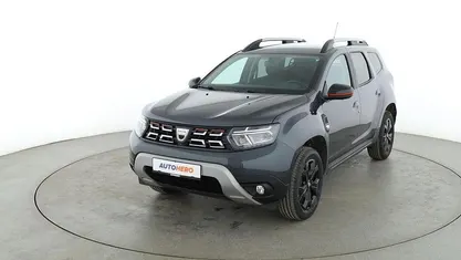Grau Gebraucht 2022 Dacia Duster Extreme SUV | 18.760 € (Fairer Preis)