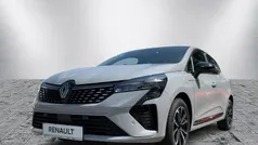 Grau Neu 2025 Renault Clio V Techno Limousine | 22.780 € (Fairer Preis)