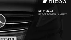 Brillantsilber metallic Gebraucht 2020 Mercedes Vito Van / Kleinbus | 35.664 € (Superpreis)