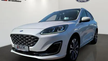 Gebraucht Ford Kuga Vignale 224 PS (164 kW) 2022 White platinum met SUV
