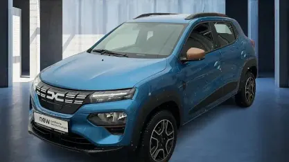 Usata Dacia Spring Extreme 75 kW (102 CV) 2023 Blu Utilitaria