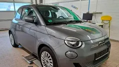 Schwarz Gebraucht 2023 Fiat 500e Kleinwagen | 21.898 € (Guter Preis)