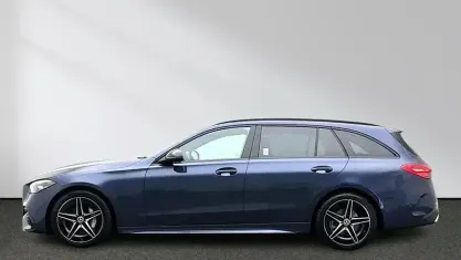 Gebraucht Mercedes C300 AMG 265 PS (194 kW) 2025 Blau Limousine