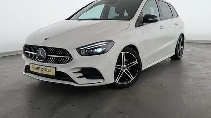 Gebraucht Mercedes B200 AMG line 163 PS (119 kW) 2019 Polarweiss Van / Kleinbus