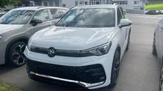 Pure white Neu 2025 VW Tiguan R-line SUV | 53.445 € (Fairer Preis)