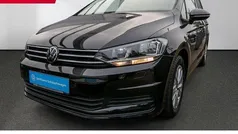 Deep black perleffekt Gebraucht 2025 VW Touran Comfortline Van / Kleinbus | 33.990 € (Fairer Preis)