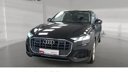 Mythosschwarz metallic Gebraucht 2022 Audi Q8 Ambiente SUV | 55.550 € (Superpreis)