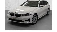 Weiß Gebraucht 2021 BMW 320 Sport Line Kombi | 28.980 € (Fairer Preis)