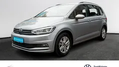 Silber Gebraucht 2024 VW Touran Comfortline Van / Kleinbus | 34.990 € (Fairer Preis)