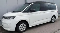 Candyweiß dach schwarz Neu 2024 VW T7 Beach Van | 59.964 € (Superpreis)