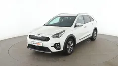 Weiß Gebraucht 2020 Kia Niro Spirit SUV | 19.620 € (Guter Preis)